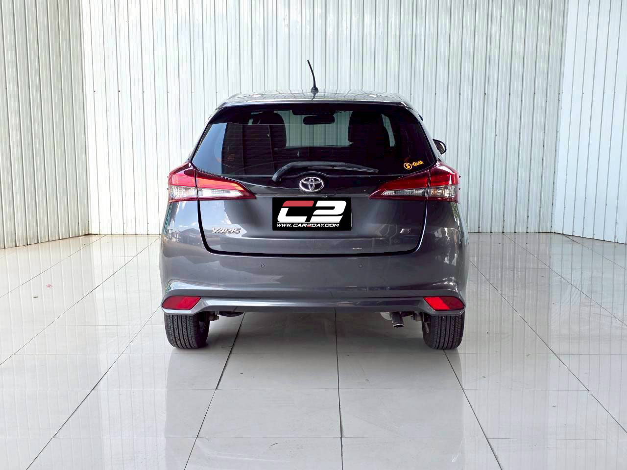 2019 TOYOTA YARIS 1.2 E