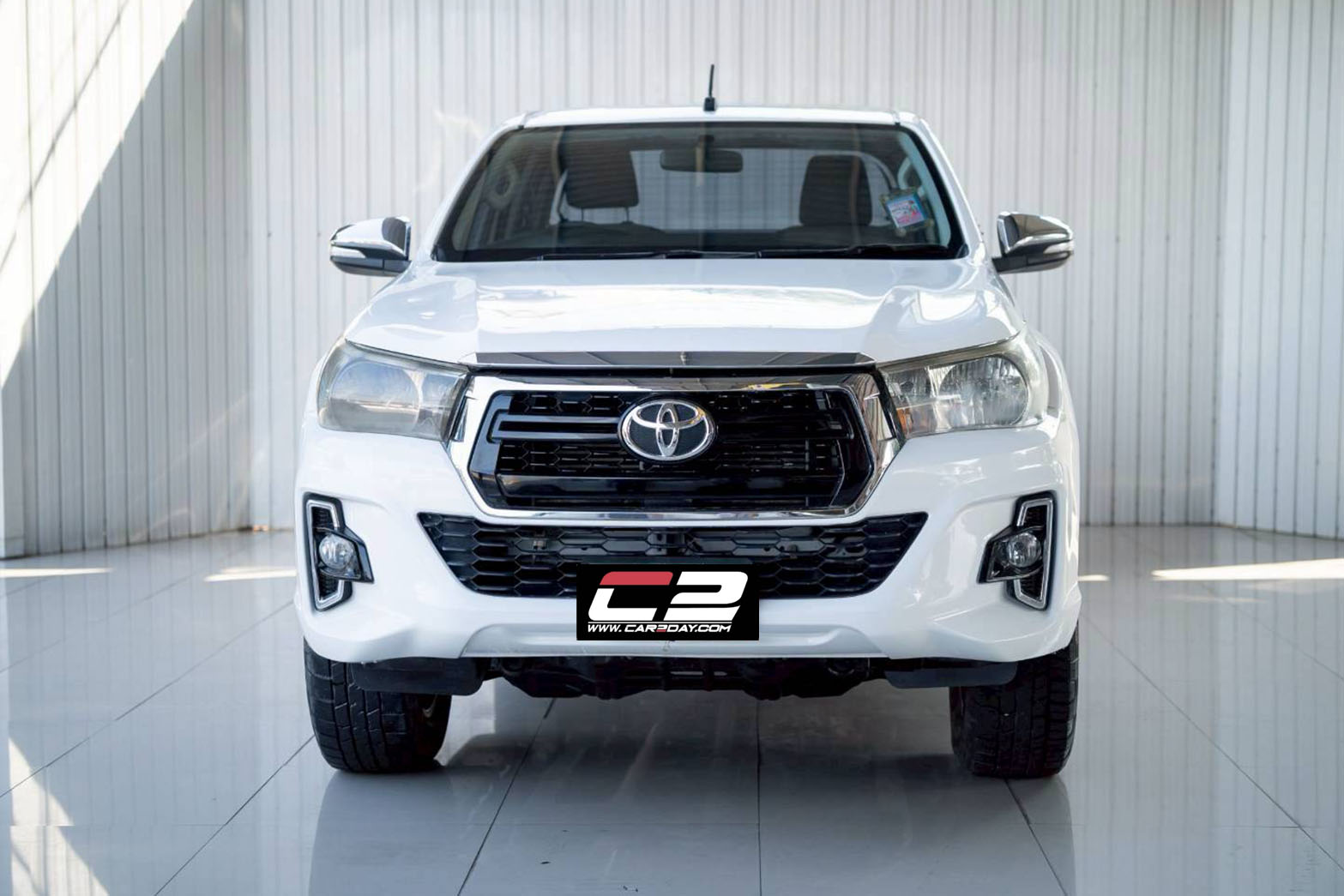 2016 TOYOTA HILUX REVO 2.4 E PLUS