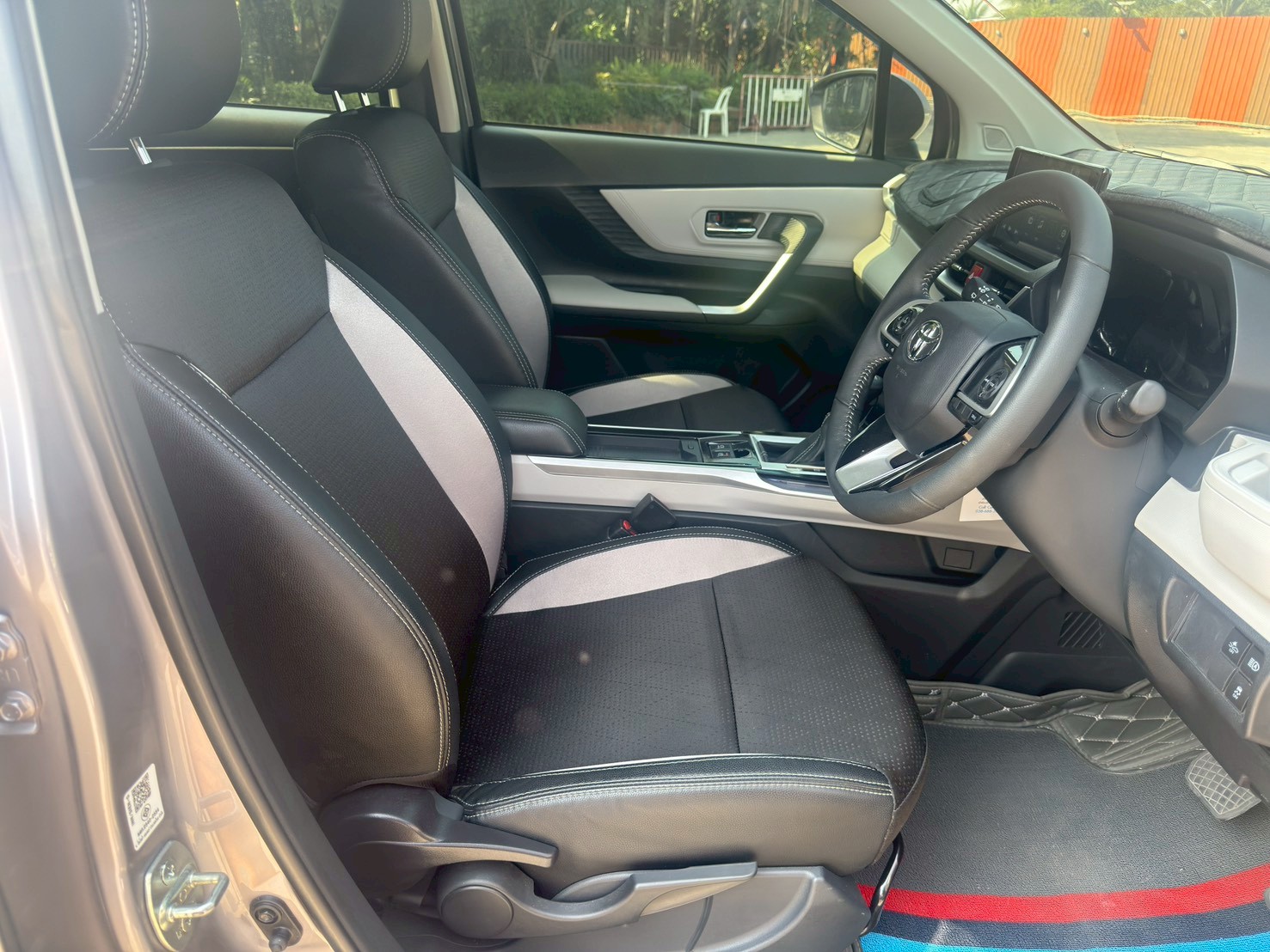 2023 TOYOTA Veloz Premium 7st CVT FWD 1.5