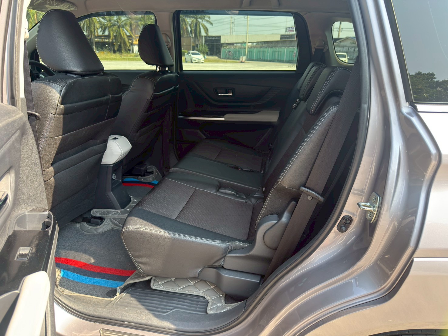 2023 TOYOTA Veloz Premium 7st CVT FWD 1.5