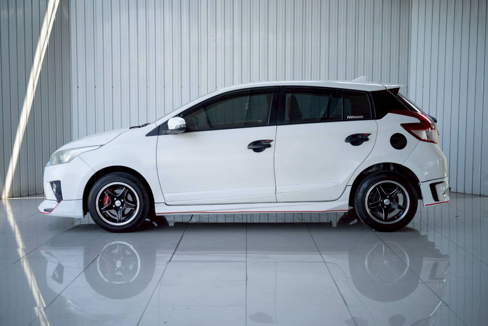 2017 TOYOTA YARIS 1.2 G