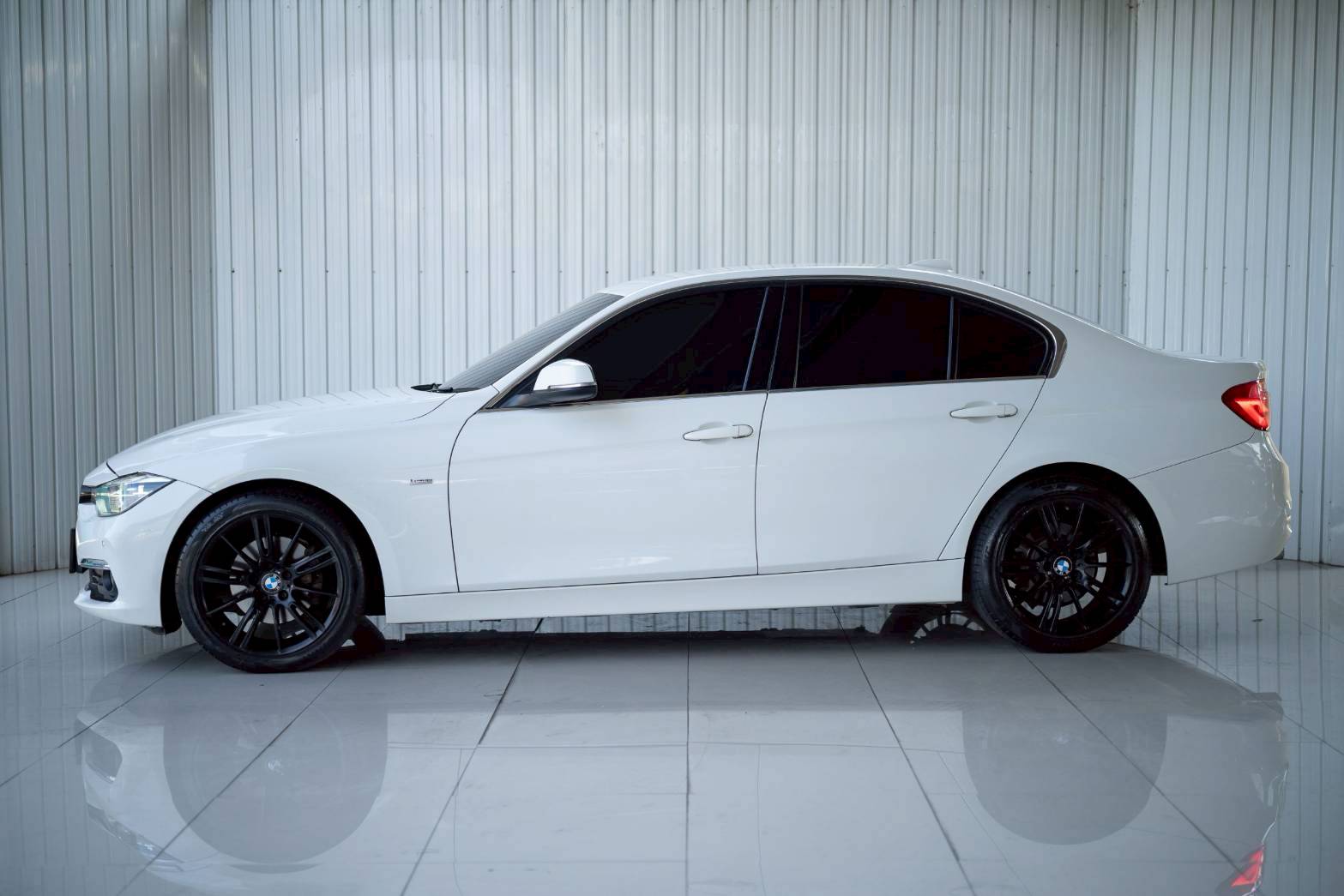 2015 BMW 320d F30