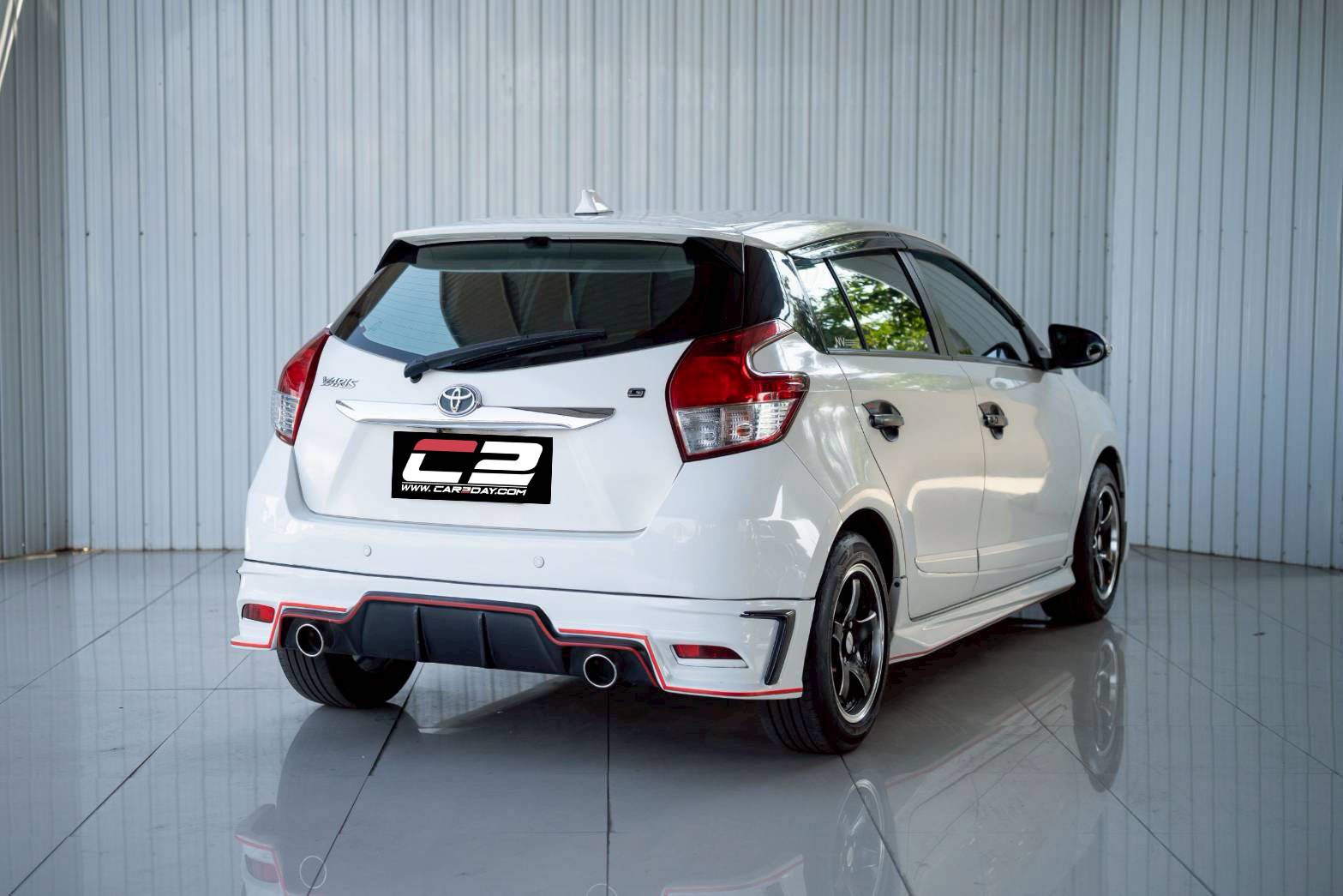 2017 TOYOTA YARIS 1.2 G