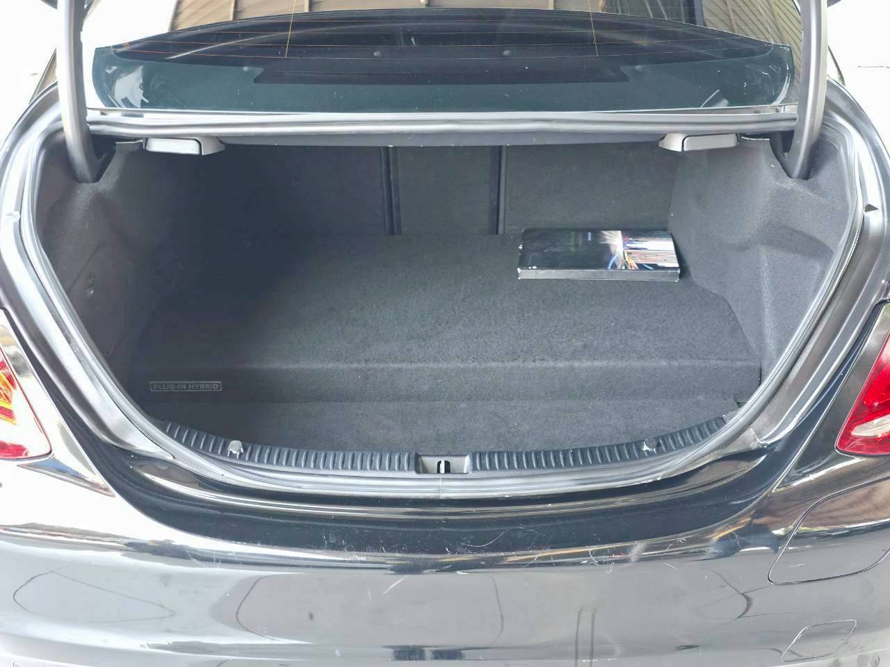 BENZ C-CLASS C350e AMG DYNAMIC
