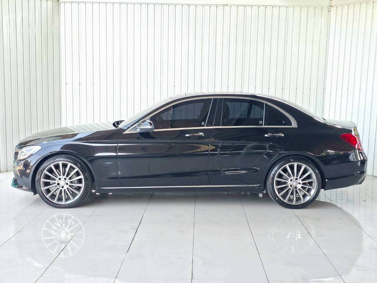 BENZ C-CLASS C350e AMG DYNAMIC