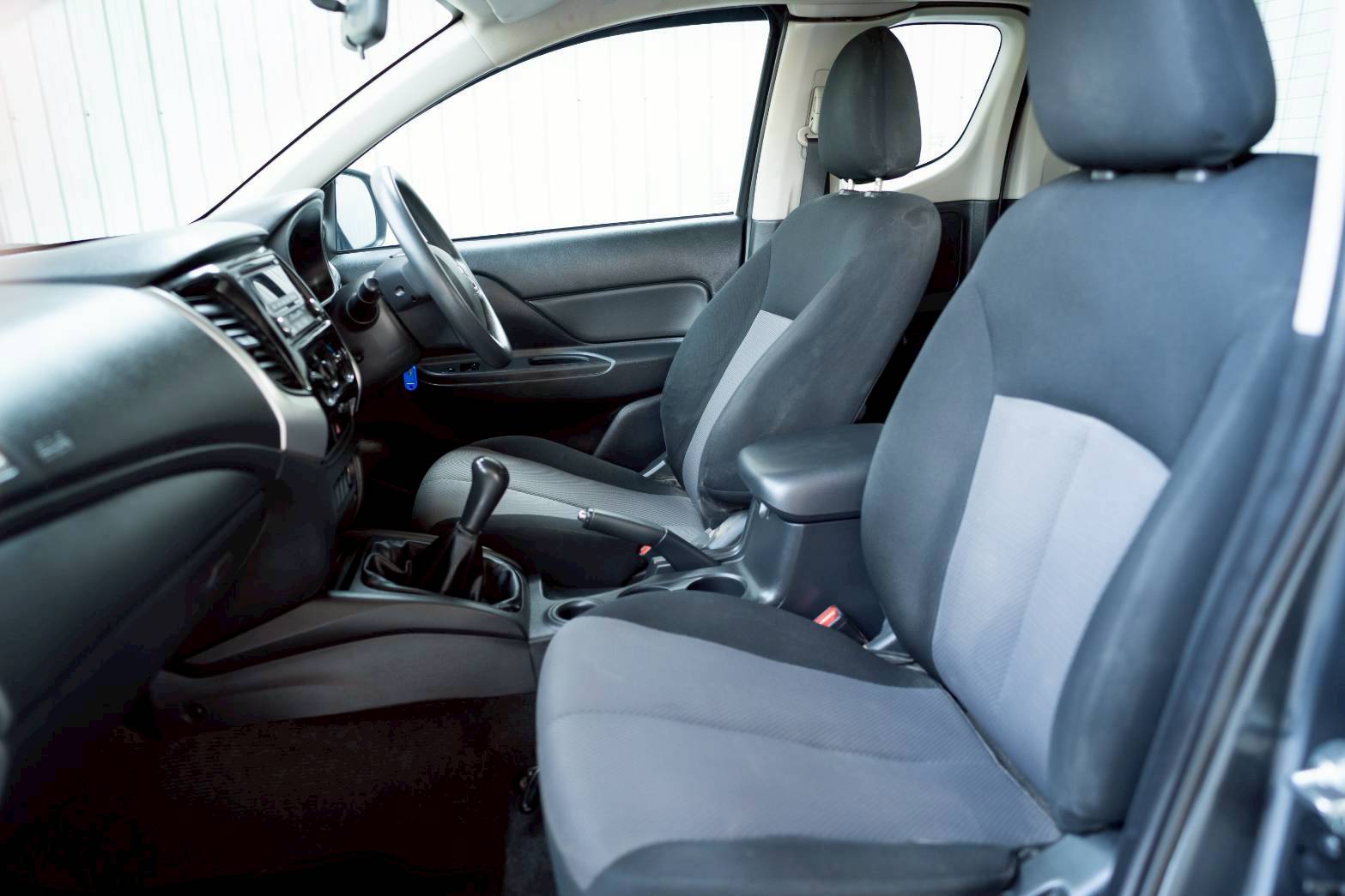 2022 MITSUBISHI TRITON 2.5 GLX