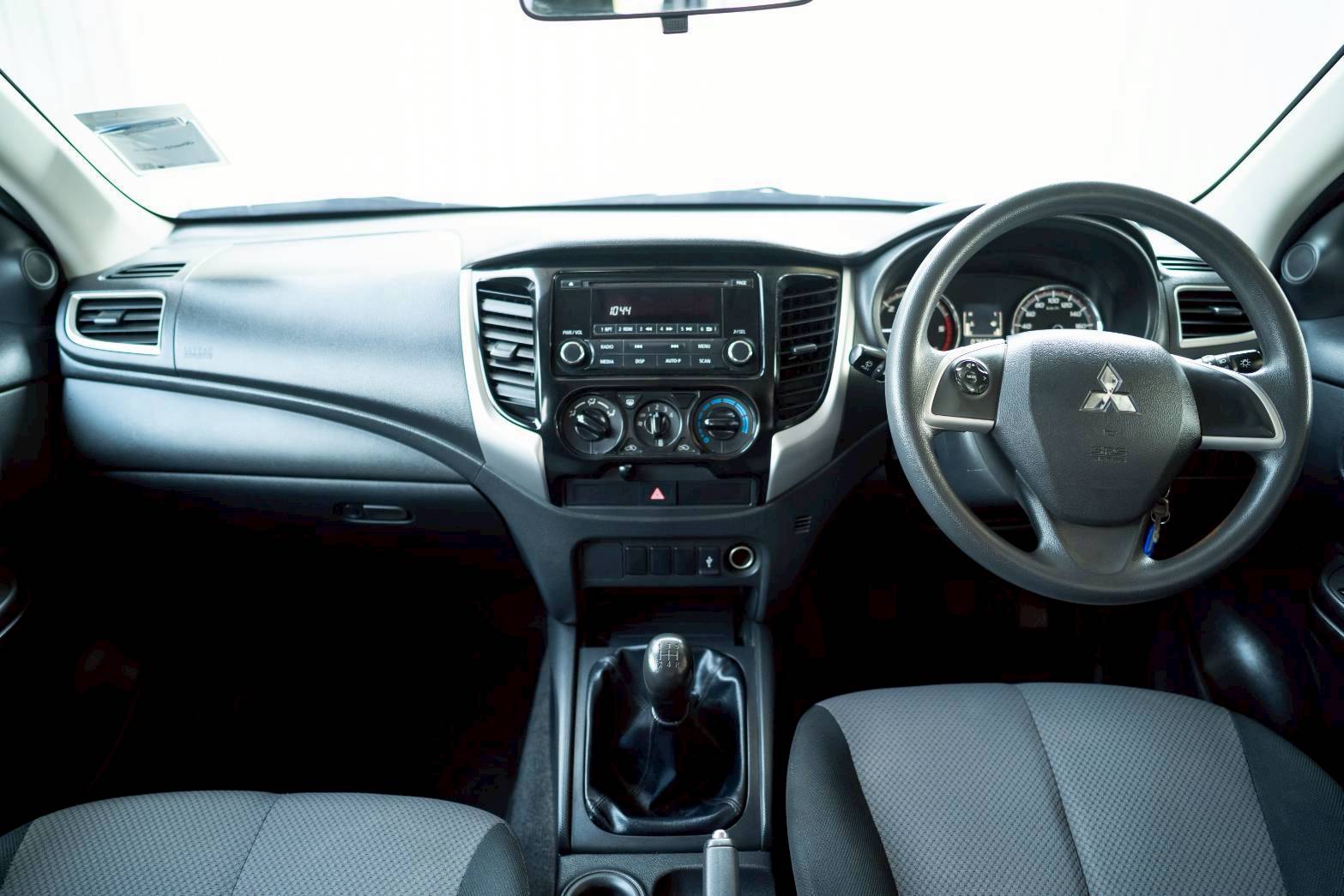2022 MITSUBISHI TRITON 2.5 GLX