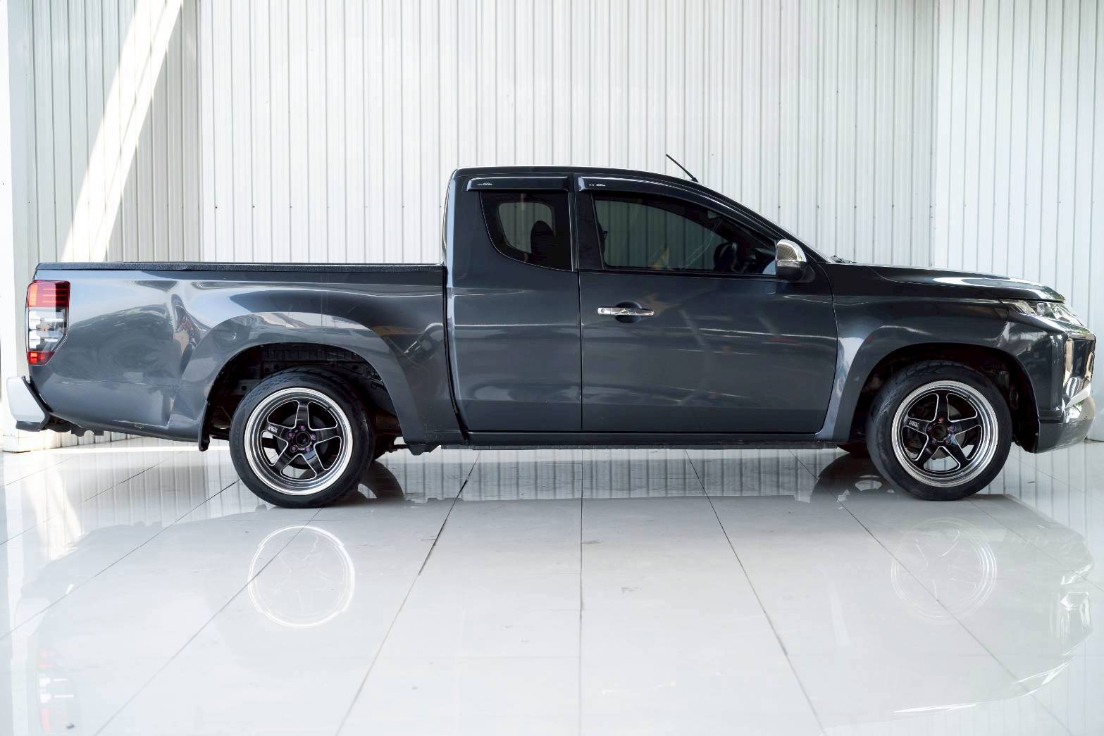 2022 MITSUBISHI TRITON 2.5 GLX