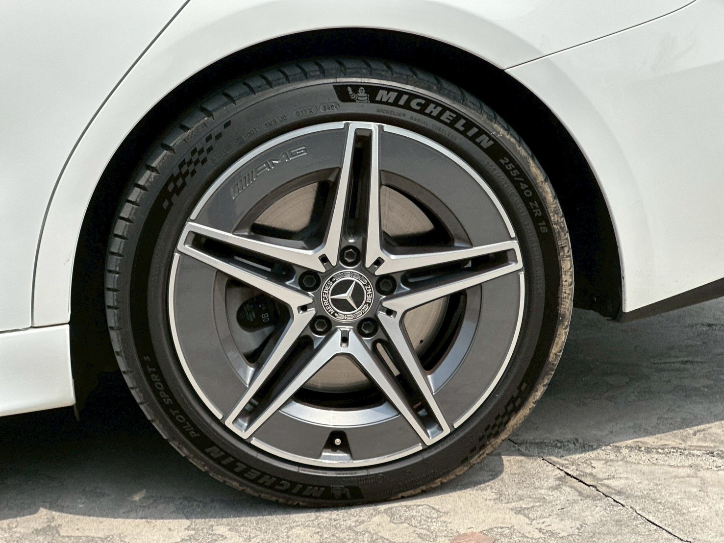 2023 Mercedes-Benz C350e AMG Dynamic