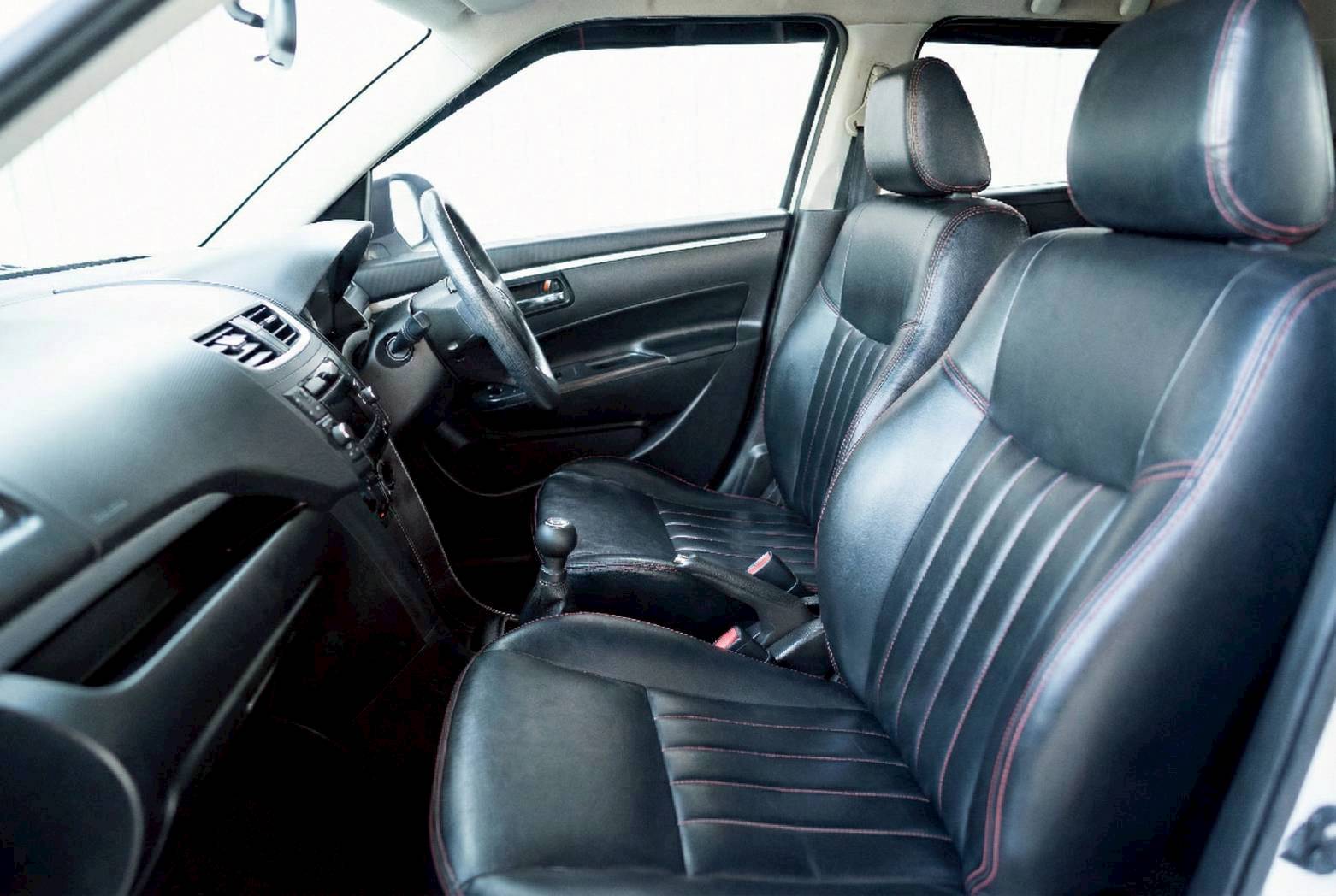 2015 SUZUKI SWIFT 1.25 GL MT