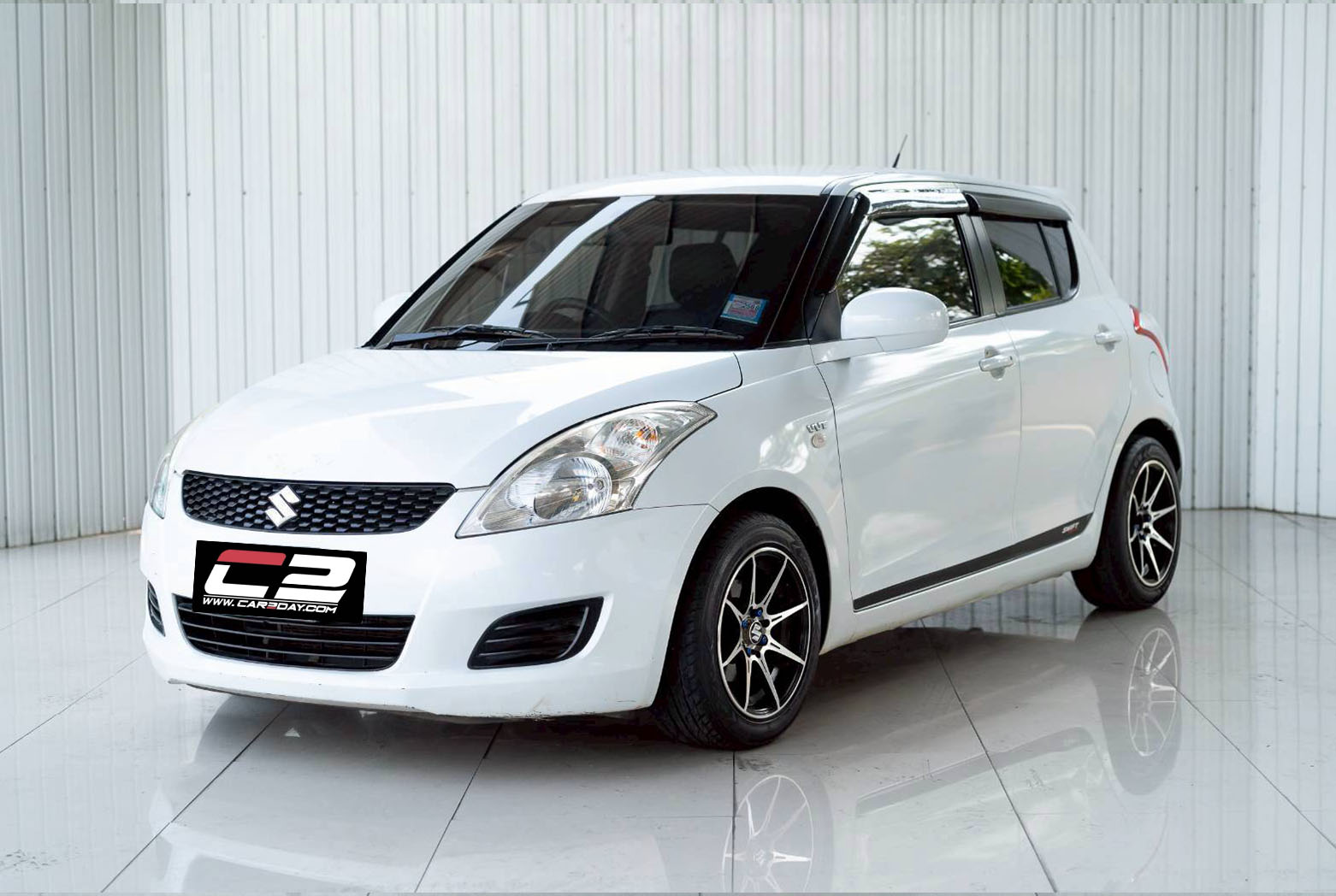 2015 SUZUKI SWIFT 1.25 GL MT