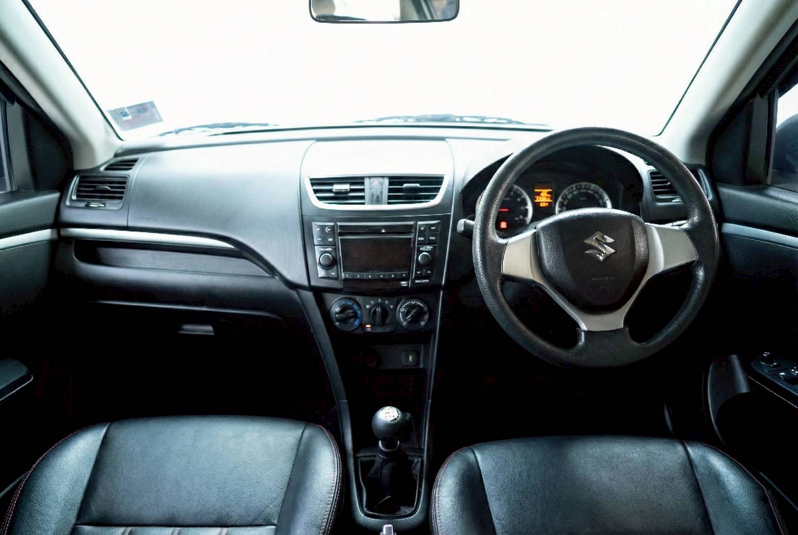 2015 SUZUKI SWIFT 1.25 GL MT