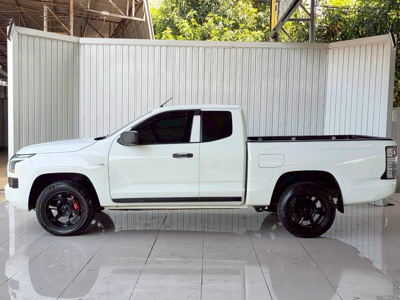 2025 MITSUBISHI TRITON Ext.Cab
