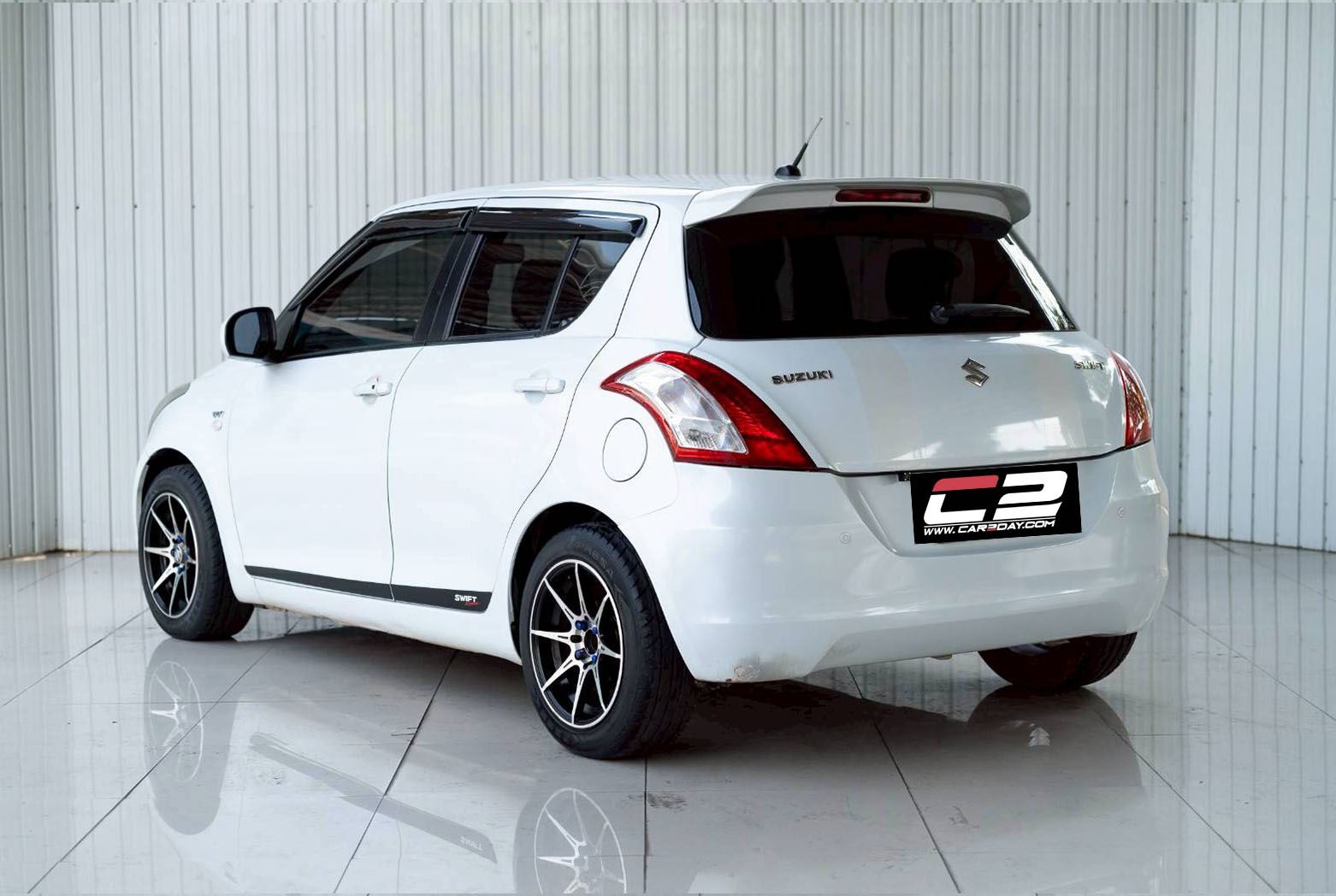 2015 SUZUKI SWIFT 1.25 GL MT